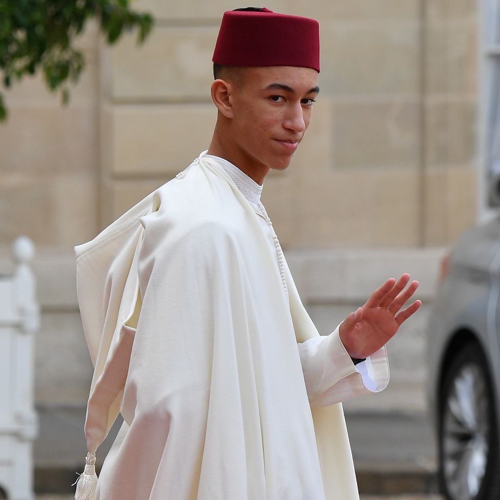 Jon_Landini's tweet photo. @emily_habsburg De más probable a menos:
🇲🇦 Moulay de Marruecos (19)
🇸🇿 Mcwasho Dlamini de Eswatini (19)
🇹🇭 Dipangkorn de Tailandia (17)
🇧🇴 Rolando Pinedo de los afrobolivianos (25) https://t.co/4kfPwrDQnO