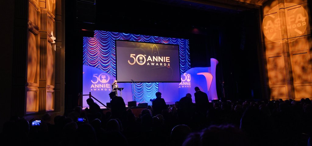 chibetto64's tweet photo. I'm a little late but what a great night at the #AnnieAwards happy 50th anniversary! and congratulations to all the winners specially to Taylor Krahenbuhl, the hero of the event for #Thebadguys! 🍻🌃🏆 https://t.co/KvqyQiIM77