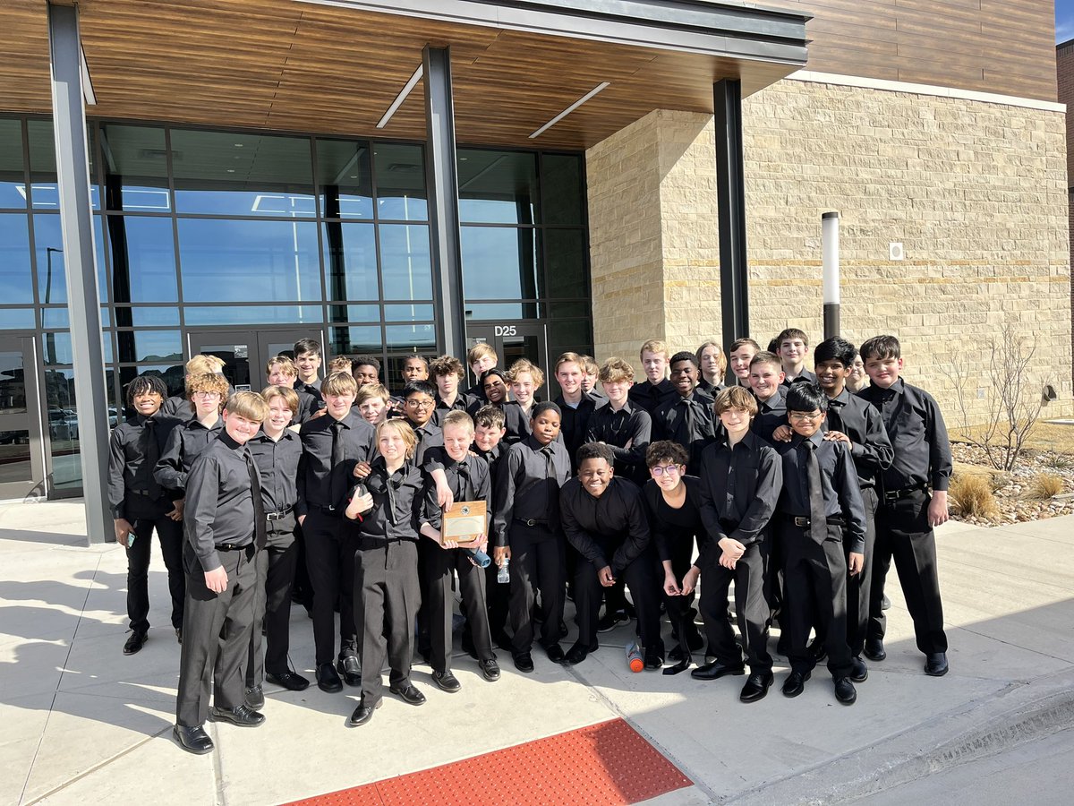 Congrats gentleman on a superior concert rating and excellent in sight reading! So proud of you all!