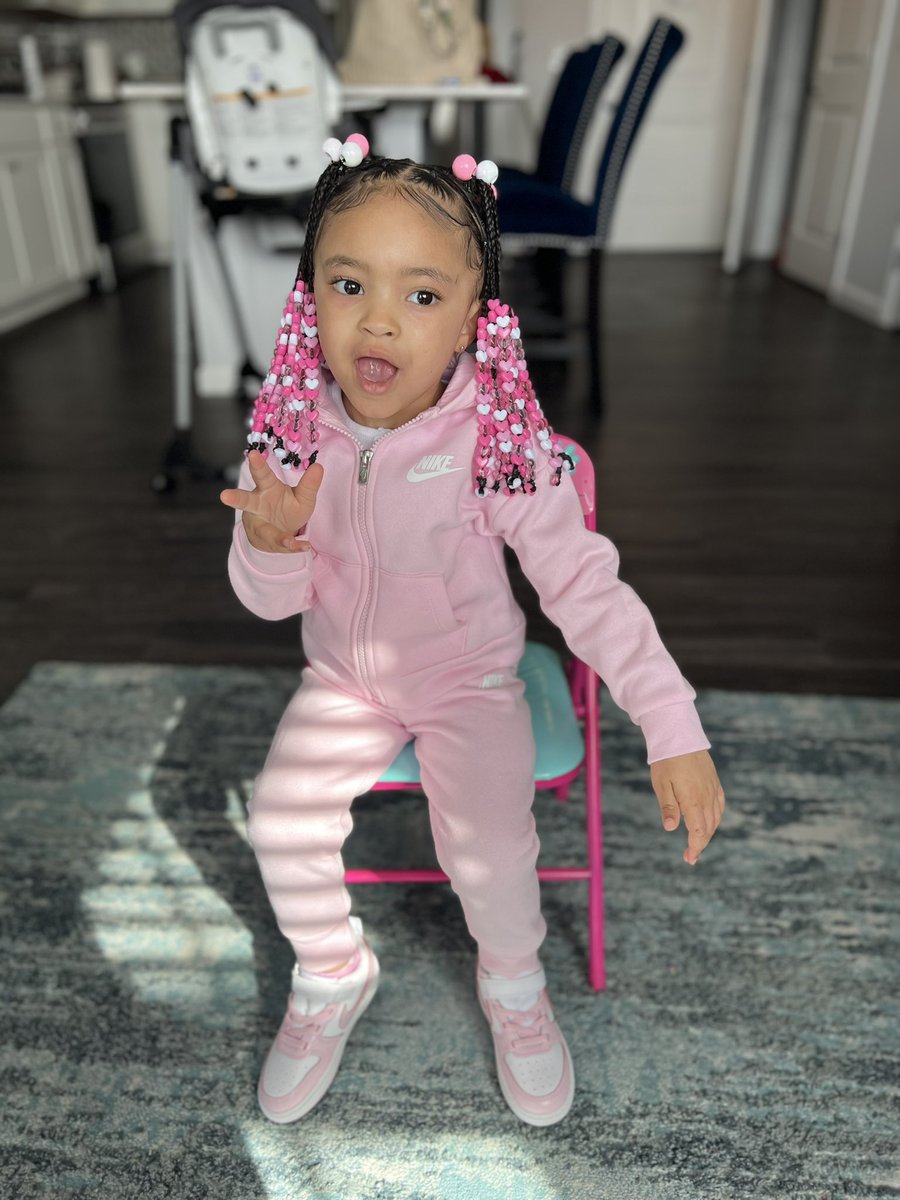 JallaGroves's tweet photo. My 2 Year Old Is A Whole Mood Though 😩💕💕 https://t.co/hO3BnEV1eo