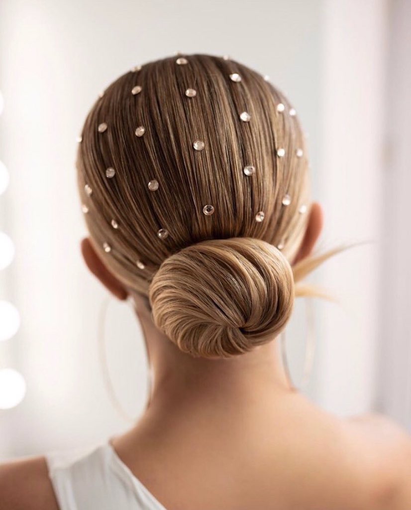 A little updo inspiration.✨ What do you think of this bejewelled look? Styled with <a href="/schwarzkopfpro/">Schwarzkopf Pro</a> products.