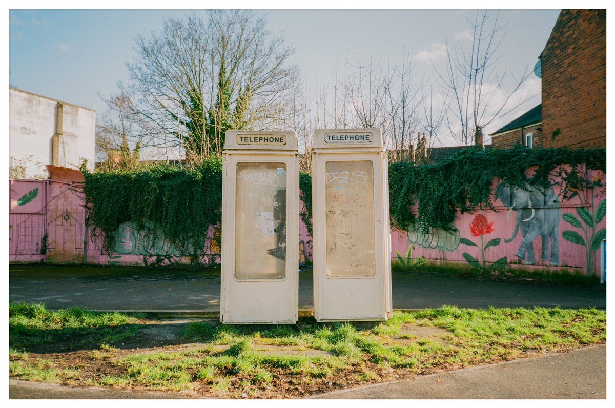 KomkovSergej's tweet photo. HU5 walk with my little point and shoot 📸 35mm film camera. And of course non alcoholic Peroni at the end of the walk 🙂 #hull #hull2023 #hu5 #yorkshire #eastyorkshire #filmphotography #photooftheday #35mmfilm #KODAK #kodakfilm https://t.co/N3NBbb3rgx