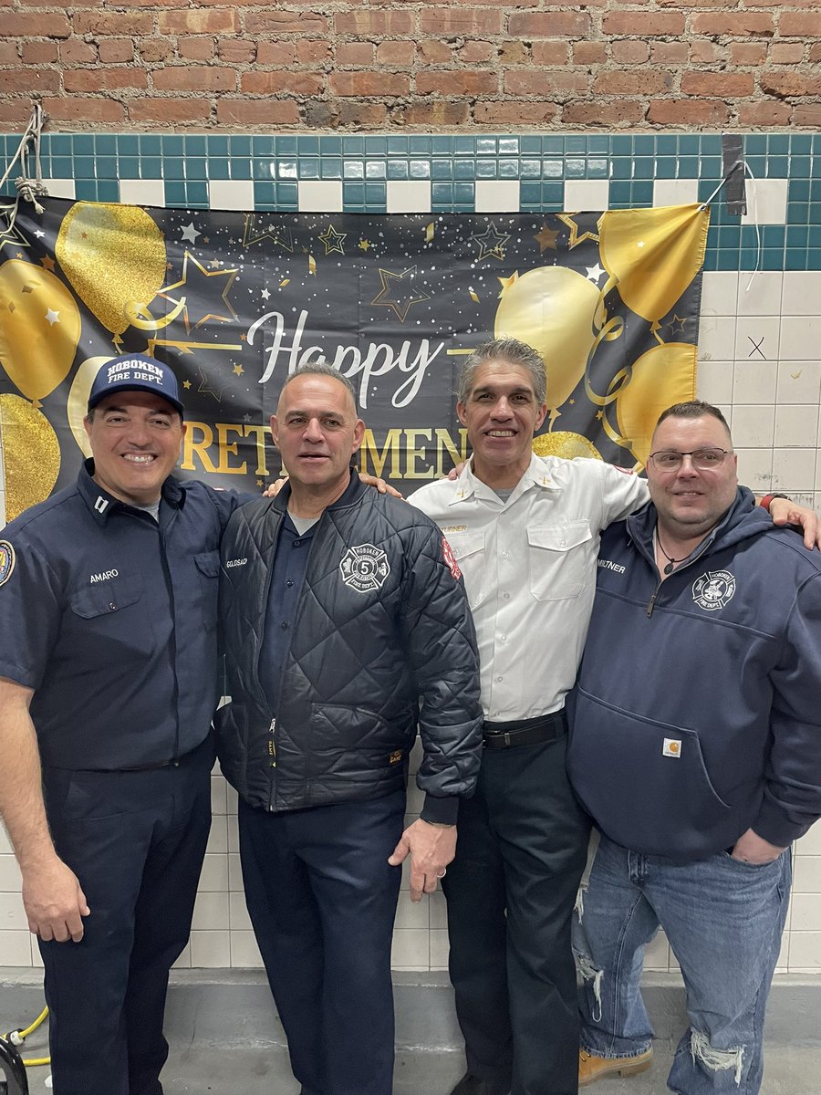 bgrilletti78's tweet photo. Captain Angel Amaro (27 years)
Captain Nick Goldsack(27 years)
Battalion Chief Joe Turner(27 years)
Captain Ronnie Miltner(26 years) https://t.co/4jWeA6pVxd