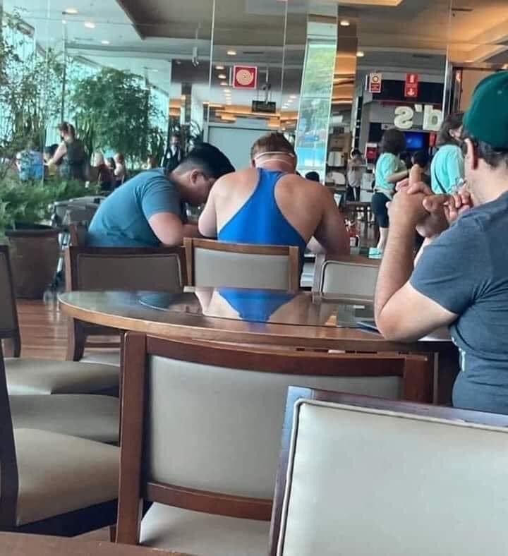methmirabel's tweet image. ☀️👙💦🌻

Sign na to para magswimming ka. 

📷:ctto

#summertimeph
#marchtomay