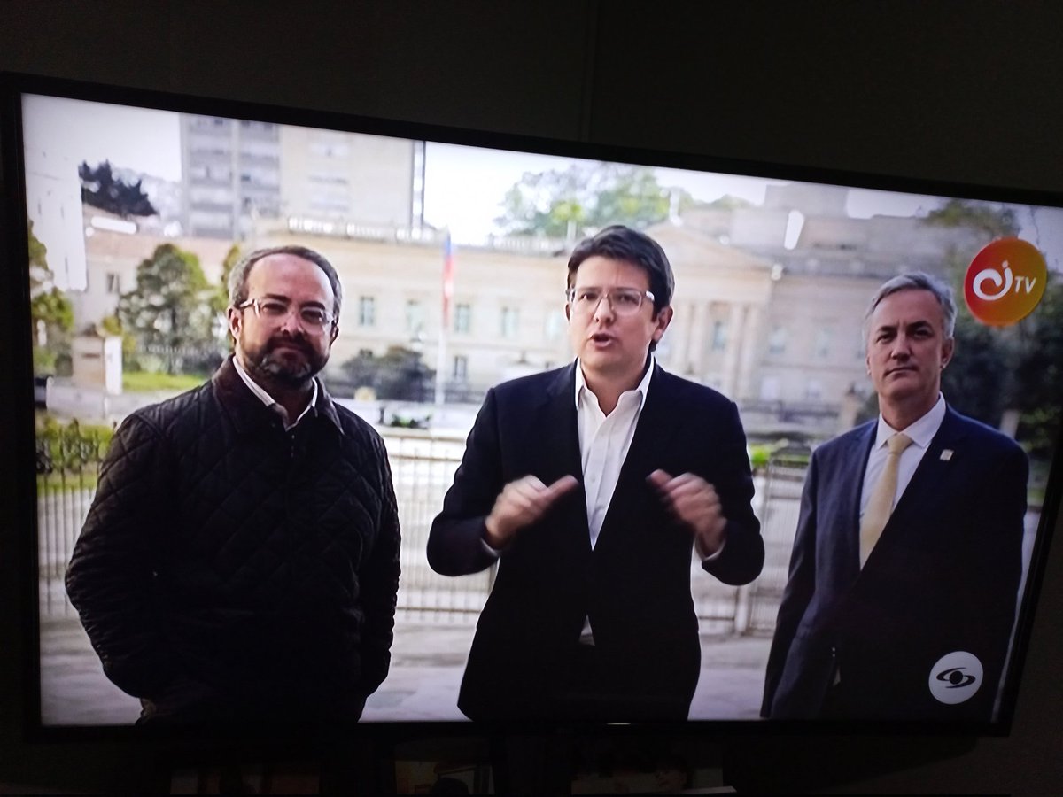 Ángela María Robledo tweet media