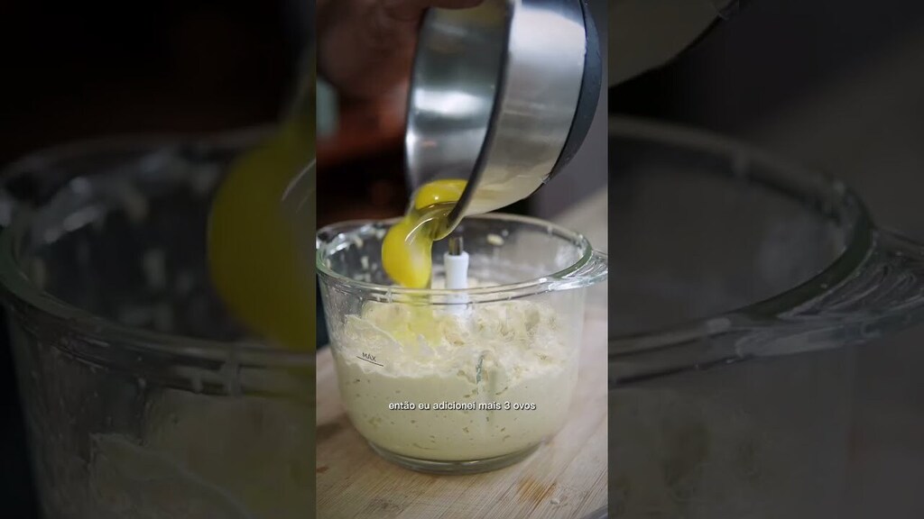 cookfork's tweet photo. Mais uma receita no ar! Pão de frango! Isso mesmo, uma ótima opção de lanche para quem quer  seguir firme na dieta. Veja: https://t.co/Ku9AHH4CuE