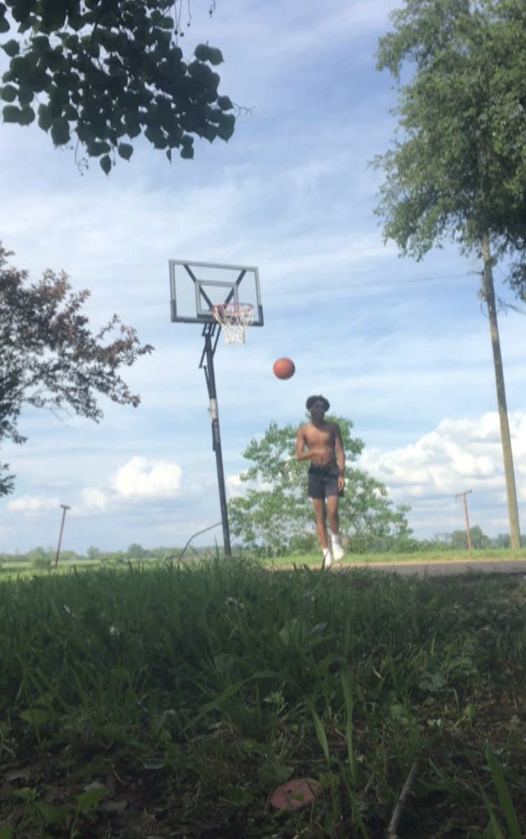 KeyPlayerNation's tweet image. @youngdemi_trev 🏀
#KeyPlayerWorkZone 🚧