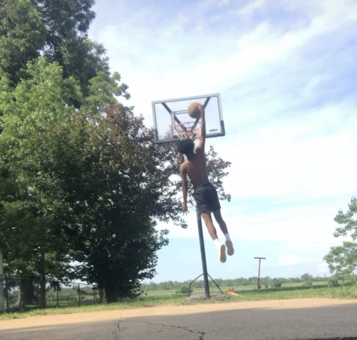 KeyPlayerNation's tweet image. @youngdemi_trev 🏀
#KeyPlayerWorkZone 🚧