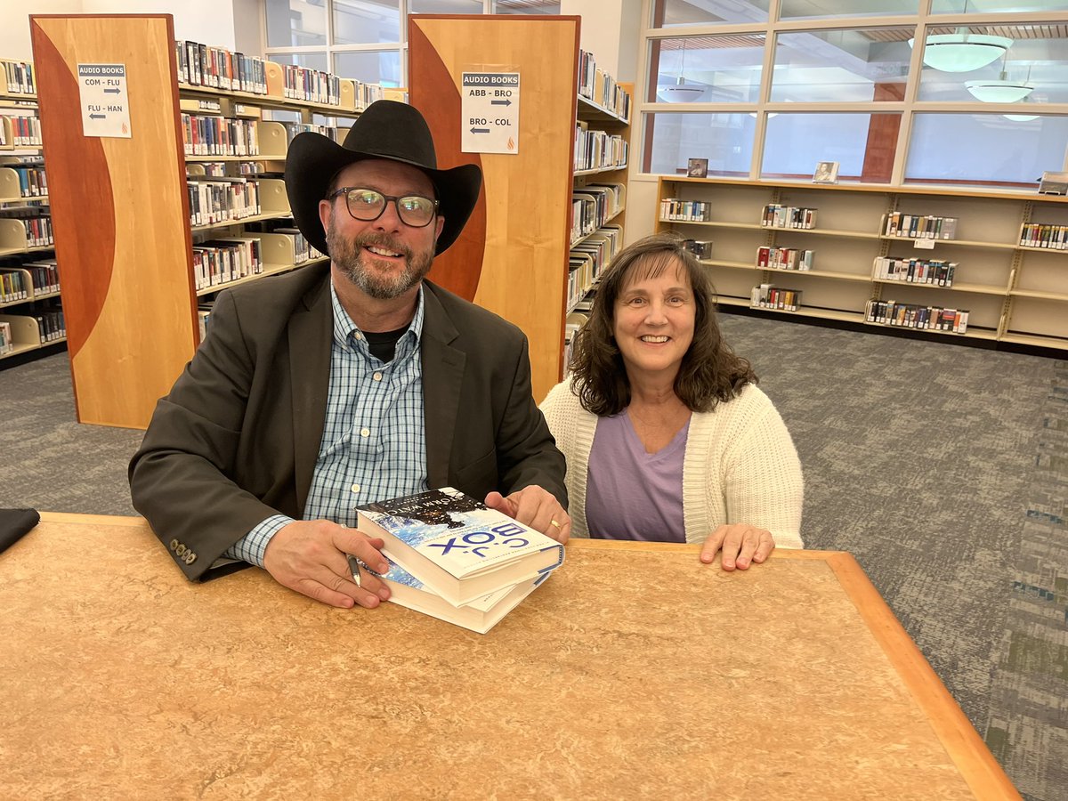 shaoshau's tweet photo. @cjboxauthor OMGosh OMGosh. OMGosh !  So beyond excited I got to see you in TX today. Can’t wait to read this. https://t.co/yhrijB1dEP
