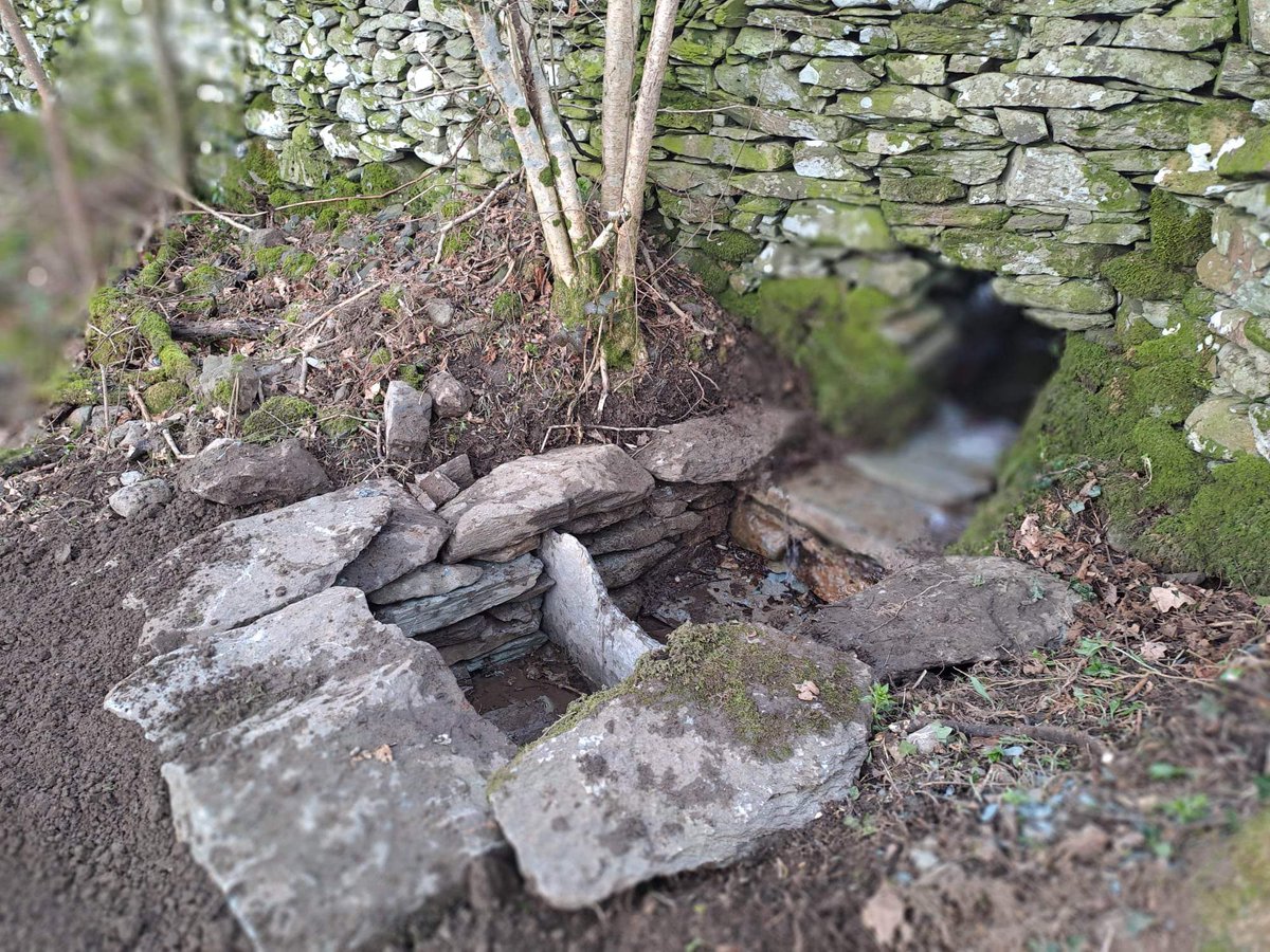 Denporter1965's tweet photo. Silt traps not only stop sediment entering the water course but also help prevent erosion and help with maintenance, here's one we installed today nr Ambleside @lakedistrictnpa @RateMyCulvert https://t.co/owcTIcoHiA