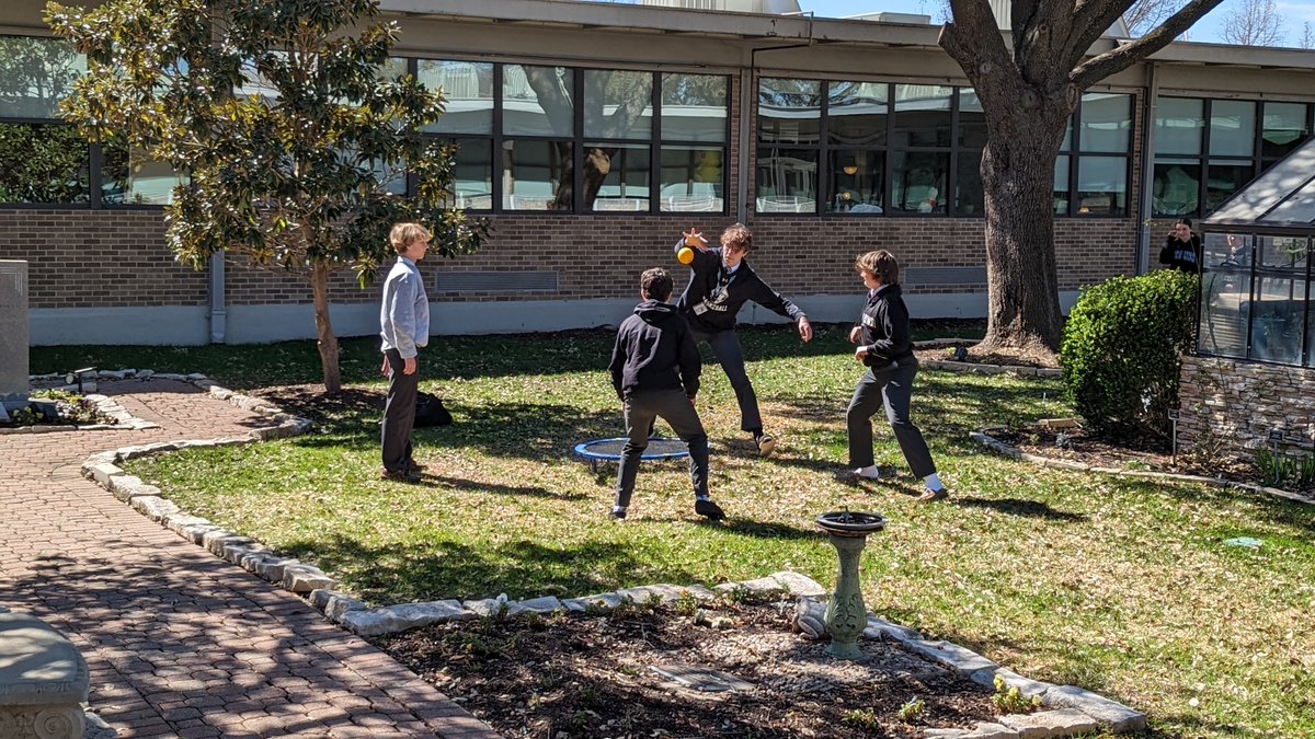 Mrsblibary's tweet photo. Great day to be outdoors! Go Friars!! https://t.co/W1XJyUQqIi