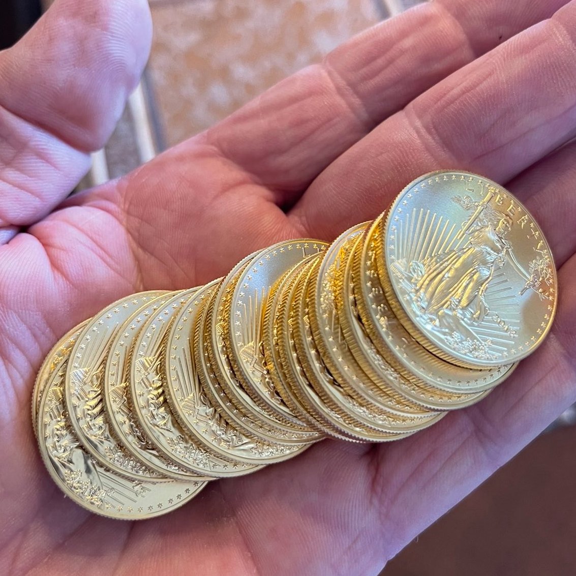 freedom_rpt's tweet photo. A WIN FOR THE METALS
🚨#Kansas bill proposes to make #gold and #silver legal tender in the state. 

Kansas would be the fourth such state to recognize #preciousmetals as money, following #Utah, #Oklahoma, and #Wyoming. 

INFO: https://t.co/ZtpCt9wEra https://t.co/AsftmORUMi