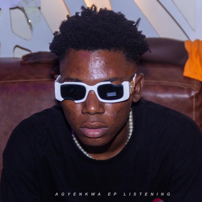 YawFlexgh_'s tweet photo. #NewProfilePic https://t.co/BwP23kgL3W