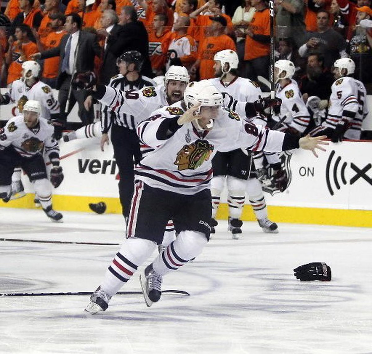 DrunkRyanPoles's tweet photo. Thank you Patrick Kane. 

Your legacy will be up there with the ‘85 bears and Michael Jordan https://t.co/yHA8a6LIoO