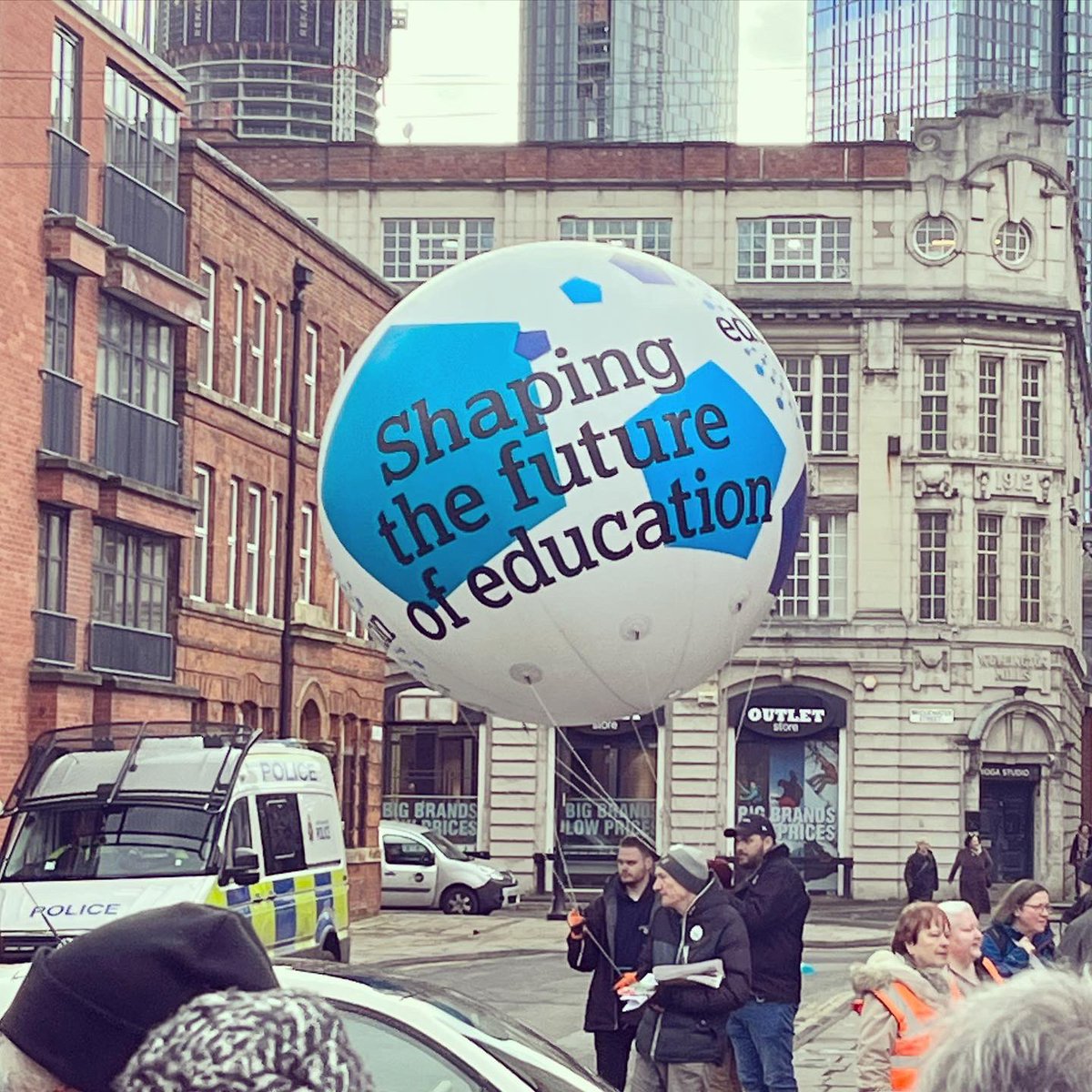 A fantastic day at the @NEUnion march & rally in Manchester today with on point & inspirational speeches @NEU_Manchester @MaryBoustedNEU @NEUNorthWest @NEUnorthern @NEUWigan #saveourschools #educationincrisis #teachersstrike