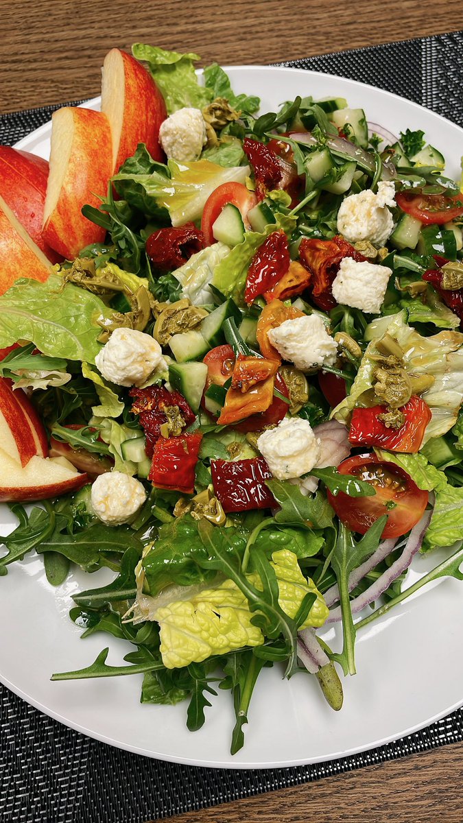 christellar's tweet photo. Last #meatlessMonth lunch of 2023 https://t.co/sID0vGQADW
