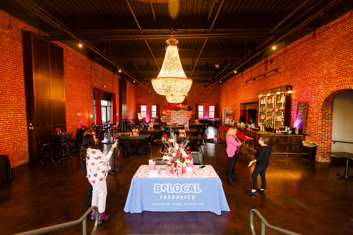 UMPHFrederick's tweet photo. Last week we were thrilled to host BeLocal Frederick's 1st Annual BeLocal L💗VE Awards! Congrats to all the winners!
📸 By Charles Beadle Photography
.
#UnionMillsPublicHouse https://t.co/yha1LVCUDU