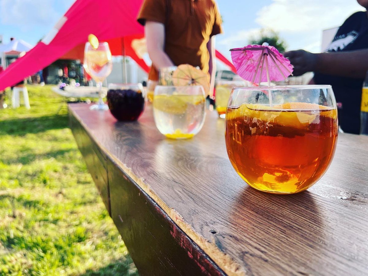 MaxSCorner01's tweet photo. We would definitely do it again in a heartbeat…

#ginbar #infusedgin #lesotho #maxscorner #mobilebar #cocktails #lstwitter https://t.co/Qnze1BAABw