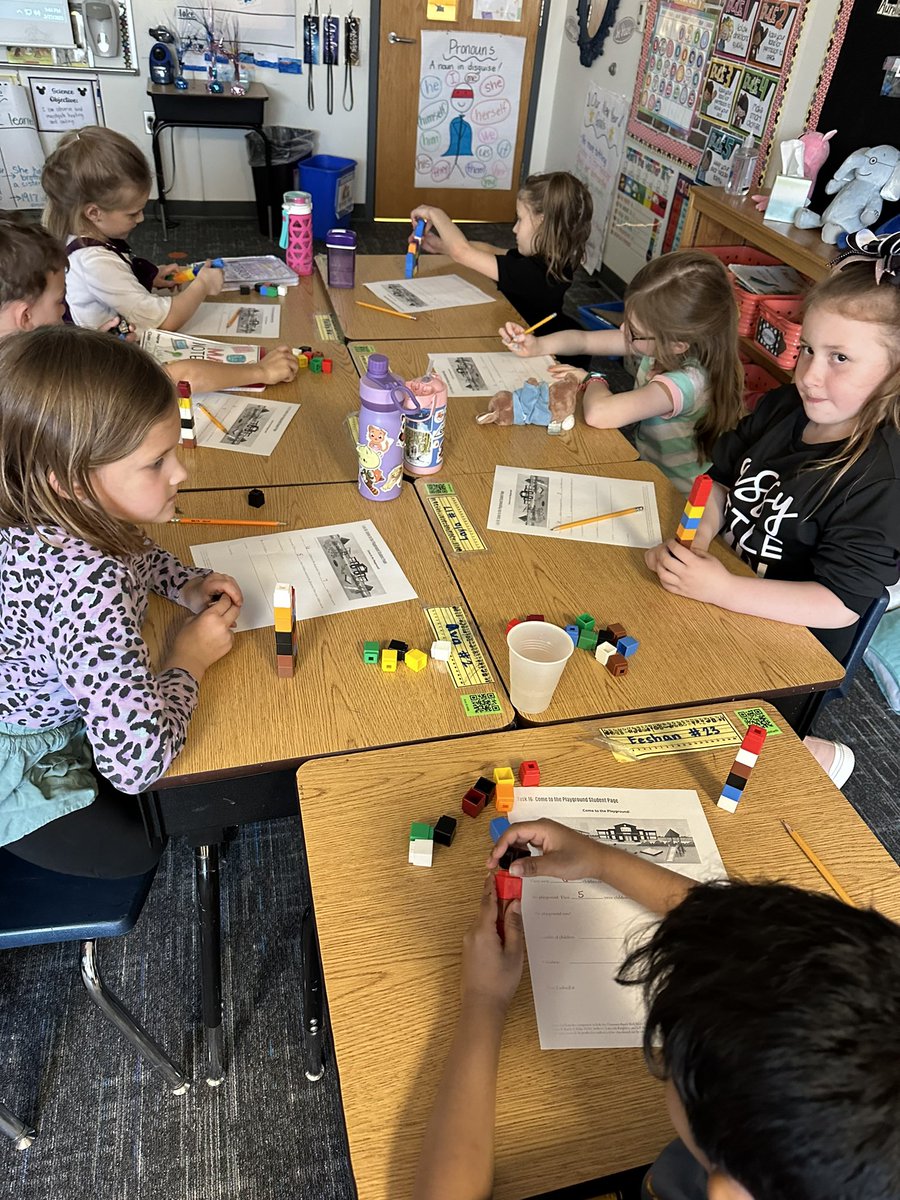 emilystroud_IC's tweet photo. Look at these firsties doing a Task & Share over three addend addition problems! They rocked it! @OgleElem @MrsCastilloGr1 #FutureReady https://t.co/yxTQcJHpnB
