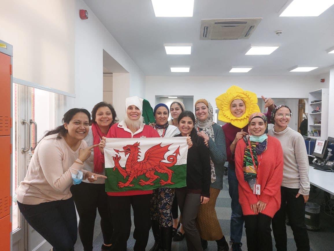 Direct from #Egypt & the lovely @BritishCouncil team and our #randomactsofwelshness! They’re all now TOTAL fans of #Wales & learnt even more thanks to the World Cup! 

#StDavidsDay @walesintheworld @walesdotcom @WelshGovernment @BCouncil_Wales