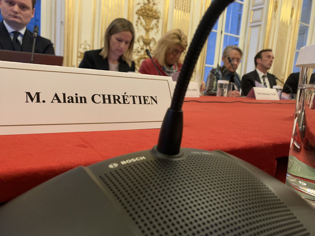 Alain Chrétien (@alainchretien) on Twitter photo Longue et constructive séance de travail avec la Première ministre <a href="/Elisabeth_Borne/">Élisabeth BORNE</a> <a href="/FaureDominique/">Dominique Faure</a> <a href="/BCouillard33/">Bérangère Couillard</a> et les collègues de l’<a href="/l_amf/">AMF | Association des maires de France</a> autour de <a href="/davidlisnard/">David Lisnard</a> président de l’<a href="/l_amf/">AMF | Association des maires de France</a> #dialogue #mairesdefrance #confiance Longue et constructive séance de travail avec la Première ministre <a href="/Elisabeth_Borne/">Élisabeth BORNE</a> <a href="/FaureDominique/">Dominique Faure</a> <a href="/BCouillard33/">Bérangère Couillard</a> et les collègues de l’<a href="/l_amf/">AMF | Association des maires de France</a> autour de <a href="/davidlisnard/">David Lisnard</a> président de l’<a href="/l_amf/">AMF | Association des maires de France</a> #dialogue #mairesdefrance #confiance