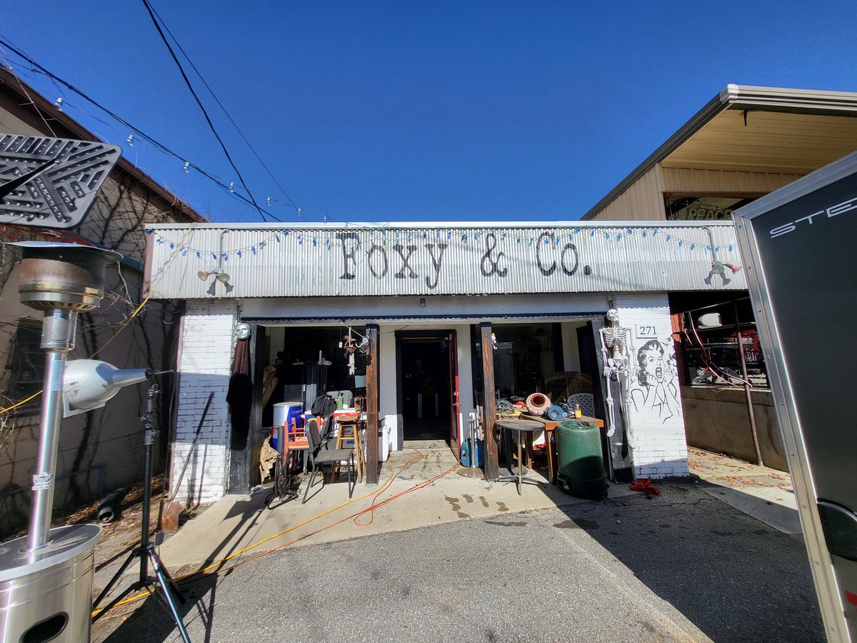Saturnine_13's tweet photo. Helped with cleaning up Sly Grog today. Here's some photos. They had a major fire over a year ago and today was the day to get the progress started on getting it back open later this year.
#slygrog #Asheville #cleanup #wnc #localvenues #avl https://t.co/sJUXVB4Yhz