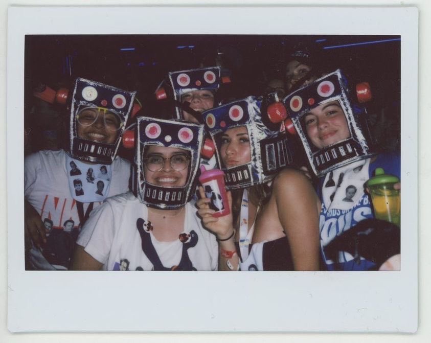 me n my best friends 
📷: marcello