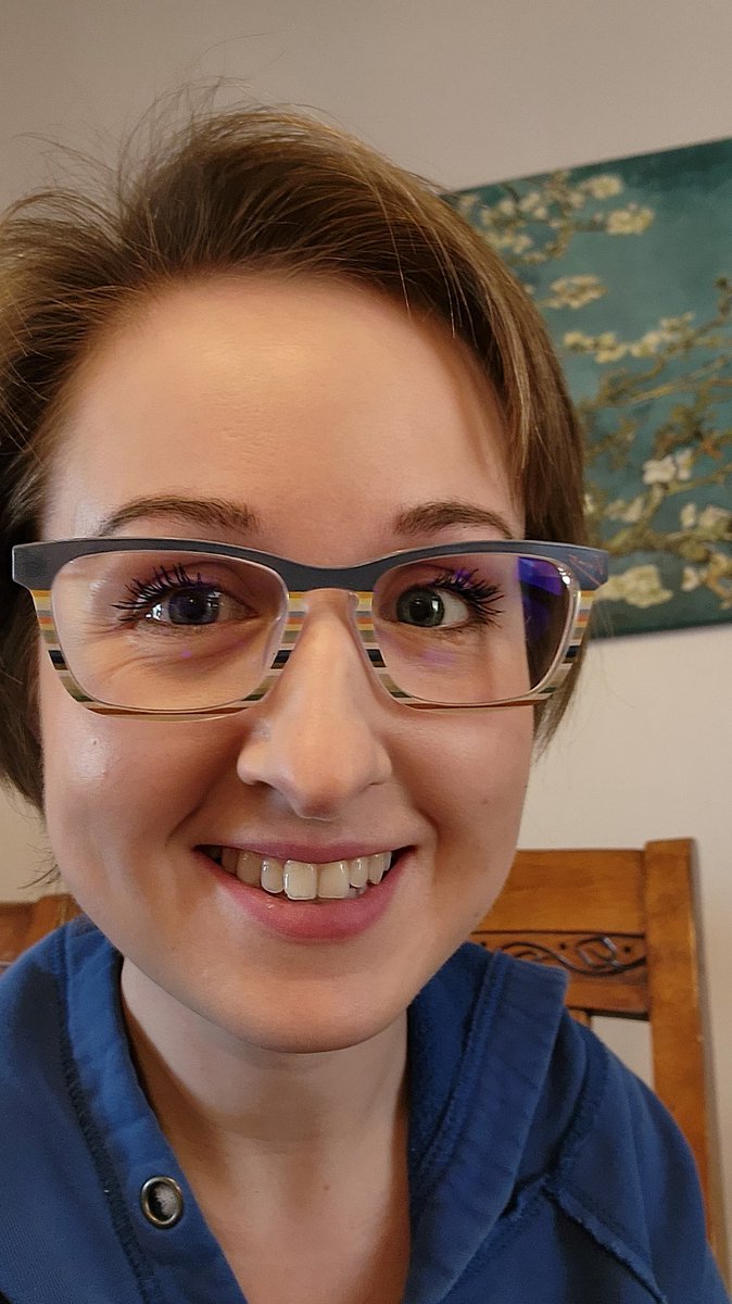 Ok I really like these. And they are from Pair so I can swap out the front of the frame for all kinds of different designs. This design is called Vincent, because it is a color scheme from a Van Gogh painting, which I've just realized is right behind me 🤣