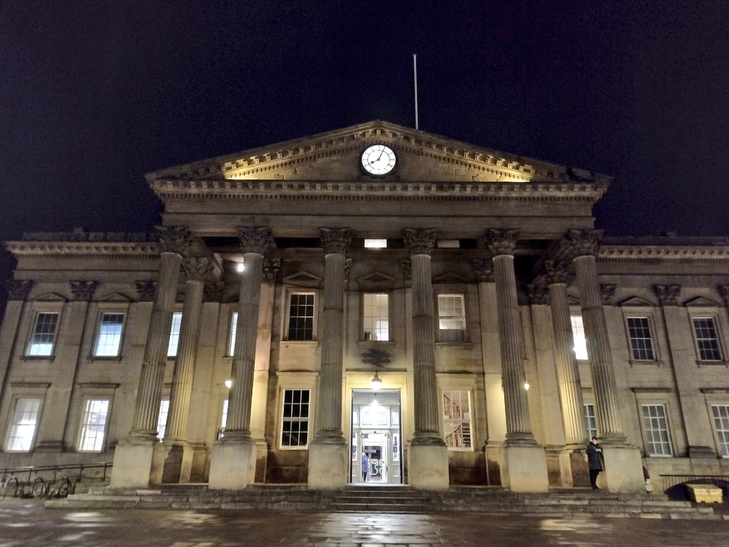 watfordgap's tweet image. Great to catch-up with the @CommunityRail team for our Christmas Meal (ahem!) today... even better when the last course is a journey home on the @PenistoneLine #Huddersfield #GhostTrain #ClicketyClack #WhooWhoo #ClicketyClack #CommunityRail @DanRailing @Kazza_belle