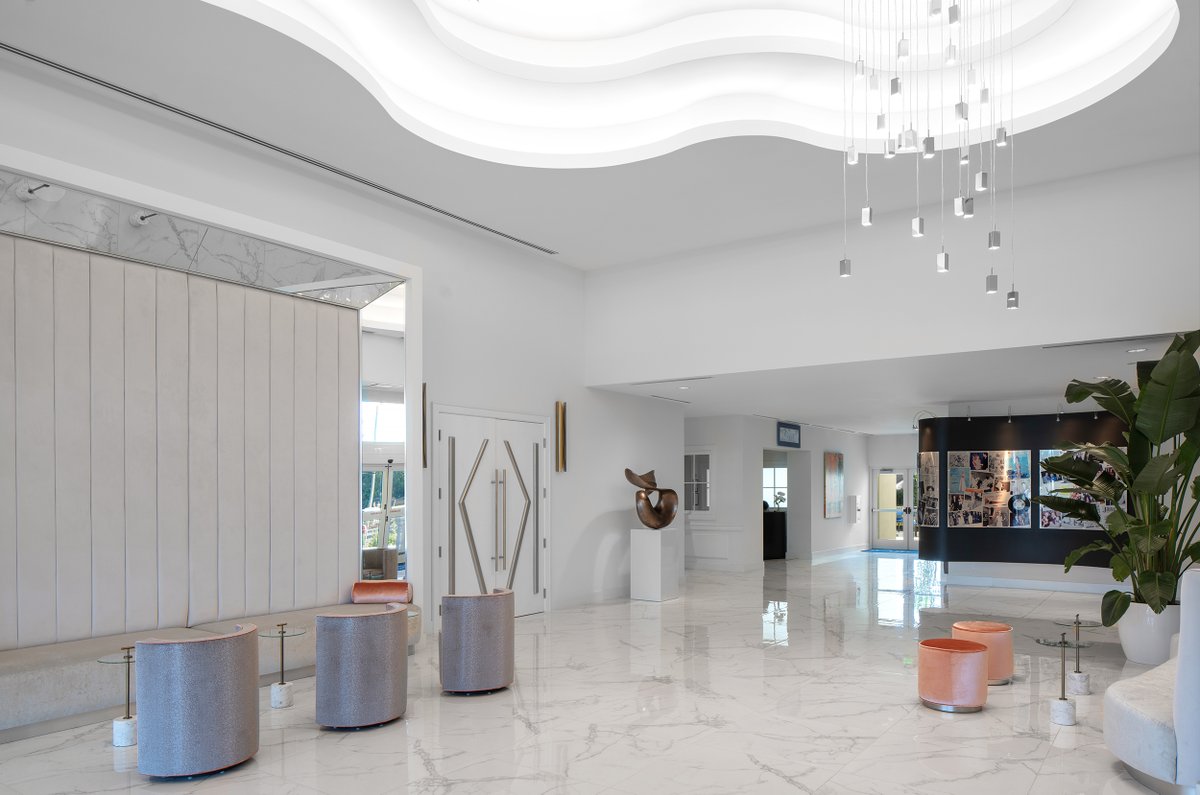 The Karol Hotel Twitter