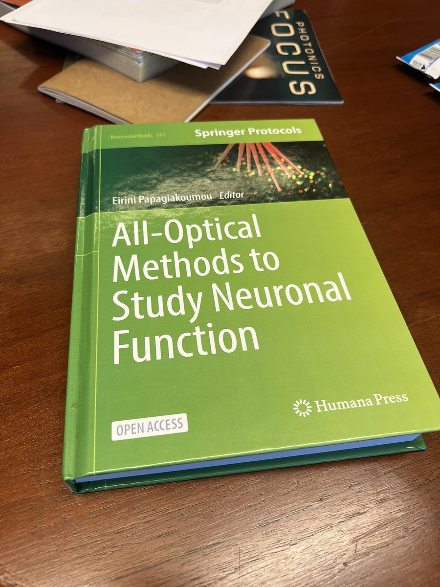 Ian Antón Oldenburg (@ianoldenburg) on Twitter photo Happy to see our pandemic project out in print (literally)! Thanks Eirini and all the authors for making this happen. And thanks to my other chapter co authors <a href="/UNC_Optics/">UNC-Optics</a> and <a href="/HayleyBounds/">Hayley Bounds</a> for writing this chapter on 3D-SHOT and how to use it. Happy to see our pandemic project out in print (literally)! Thanks Eirini and all the authors for making this happen. And thanks to my other chapter co authors <a href="/UNC_Optics/">UNC-Optics</a> and <a href="/HayleyBounds/">Hayley Bounds</a> for writing this chapter on 3D-SHOT and how to use it.