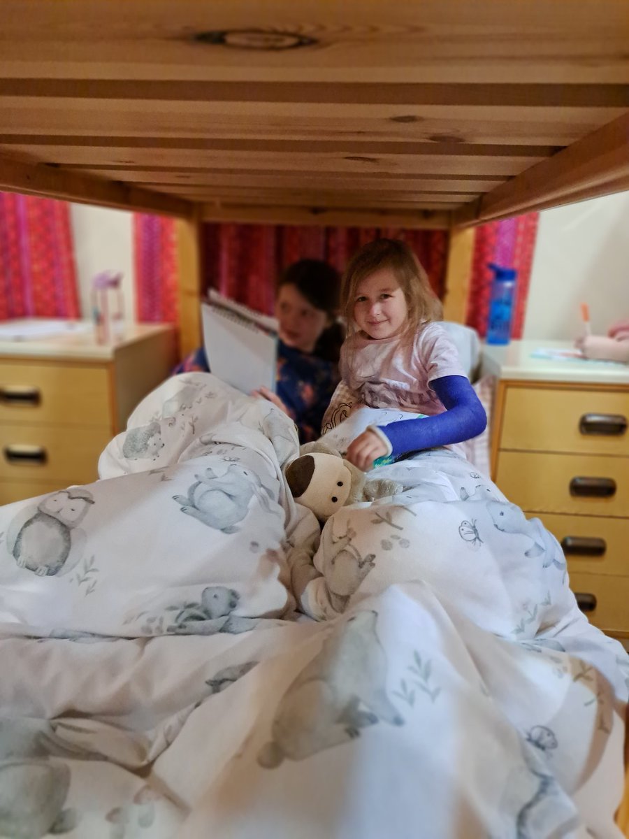 Y3 are tucked up and ready for bed. 😴 @BarntonMrsJ <a href="/BarntonMissHL/">Miss Lagar</a> <a href="/BarntonMissR/">Miss Rutter</a>