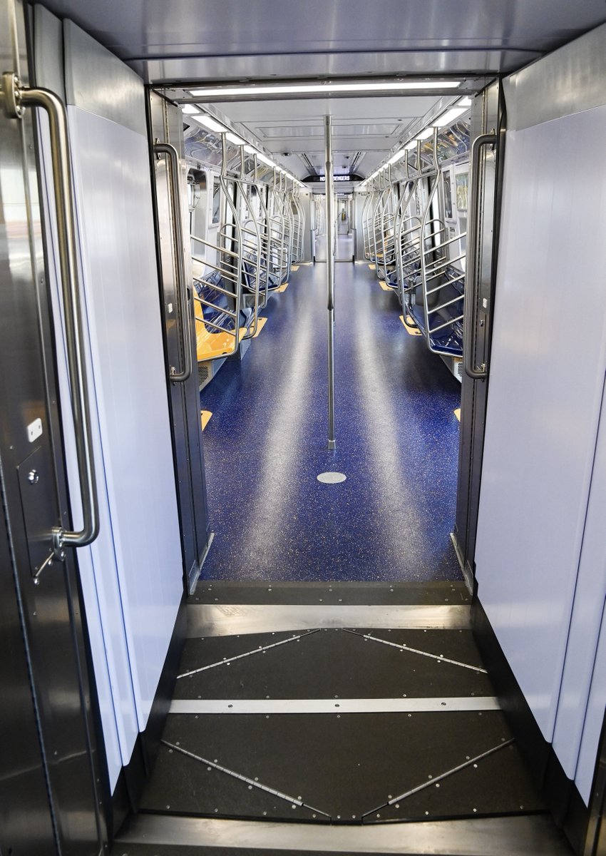 Gothamist's tweet photo. A new batch of subway trains are set to hit the tracks later this year – including some with an accordion-style setup that allows passengers to easily move between cars.

Take a look: https://t.co/LReOkNoclJ https://t.co/ce9fo9rEHn