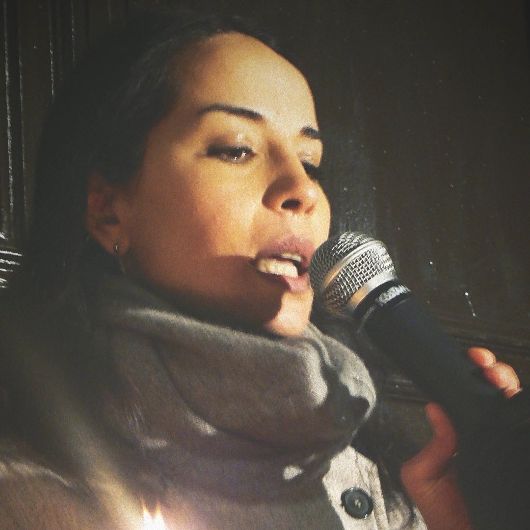 AyeleCaterina's tweet image. Serious like the situation requires, B"H... #yourback