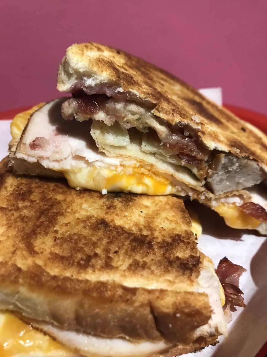 Former Toastie Queen 🧀 tweet media