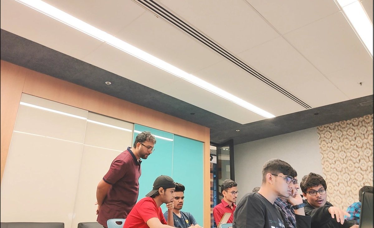 hackmum's tweet image. Kudos to @_TusharLaad for conducting a @MSPowerPlat hands-on workshop where attendees got to quickly build an enterprise-grade apps via #FusionDevelopment using #DeveloperPlan, #GitHubActions @Azure #GPPB2023 #GPPBMum23