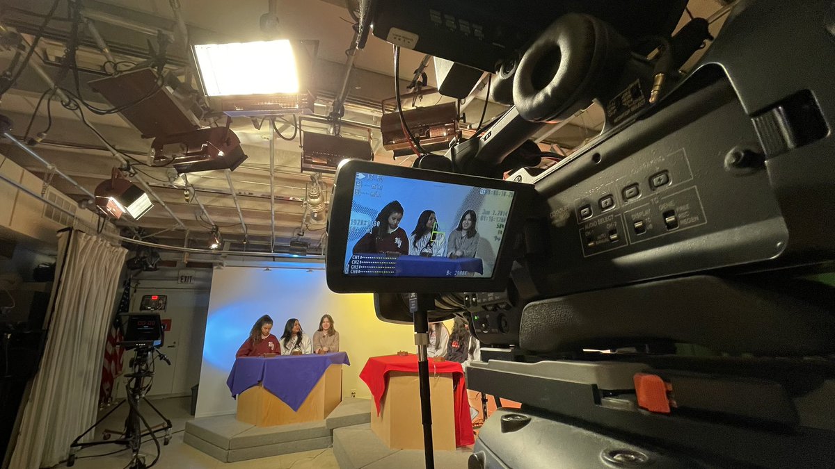 bcattv's tweet photo. BHS quiz show “Factathlon” kicks off the 2023 season @bhsprincipal @Burl_Ed_Assoc #factastic #BurlingtonMA https://t.co/0vsk4DpC5c