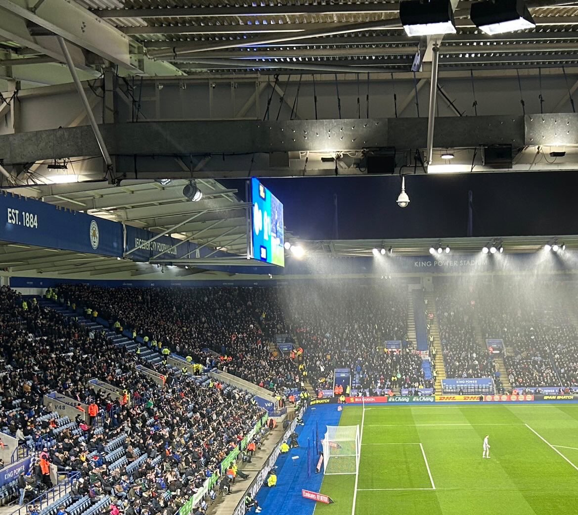 3,000 Blackburn Rovers fans at Leicester tonight. #BRFC