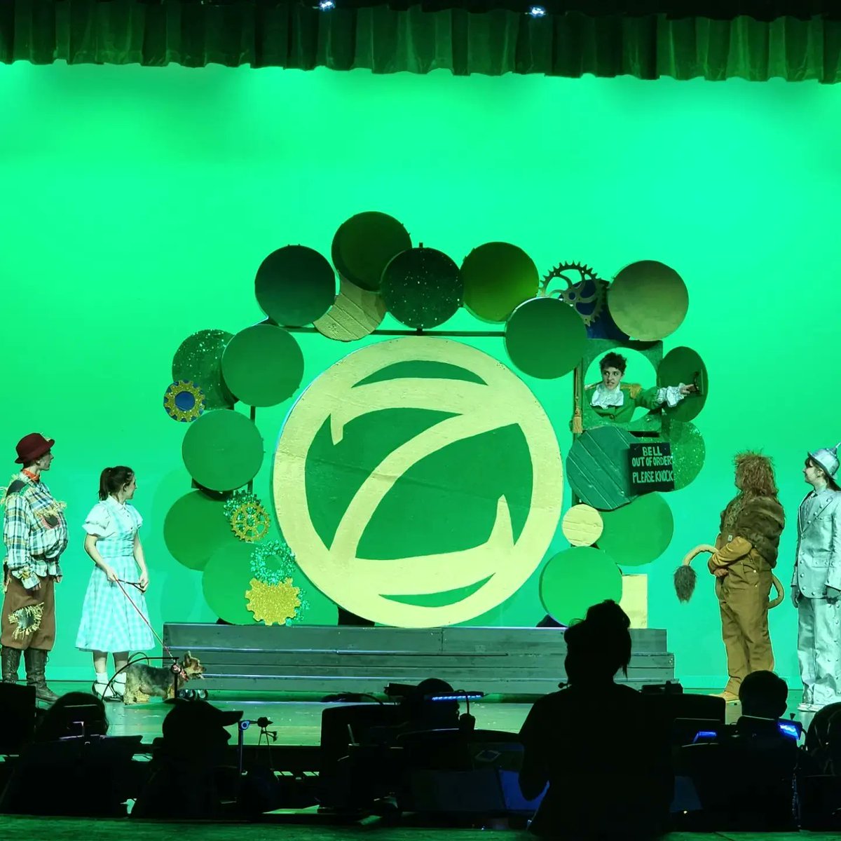 KDHSDramaClub's tweet photo. Tech week has been off to an excellent start! We are thankful to have such a hard-working group. Be sure to support everyone and their efforts this weekend at show! 
Tickets can be bought here: https://t.co/MT9geznQkr https://t.co/Ozq4BmGBdm