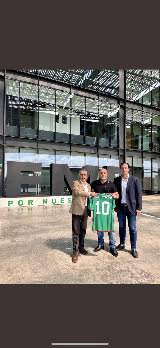 Ben Carr (@bencarrefc) on Twitter photo <a href="/MobileStreams/">Mobile Streams</a> have business relationships with <a href="/HeroesNFTClub/">Heroes NFT Club</a> that are admirable to the the BIG boys in the market 👀😜
Utilities and VIP experiences that are unique and unrivalled 🥇
heroesnftclub.com/experiences/#l…
#MOS <a href="/MobileStreams/">Mobile Streams</a> have business relationships with <a href="/HeroesNFTClub/">Heroes NFT Club</a> that are admirable to the the BIG boys in the market 👀😜
Utilities and VIP experiences that are unique and unrivalled 🥇
heroesnftclub.com/experiences/#l…
#MOS