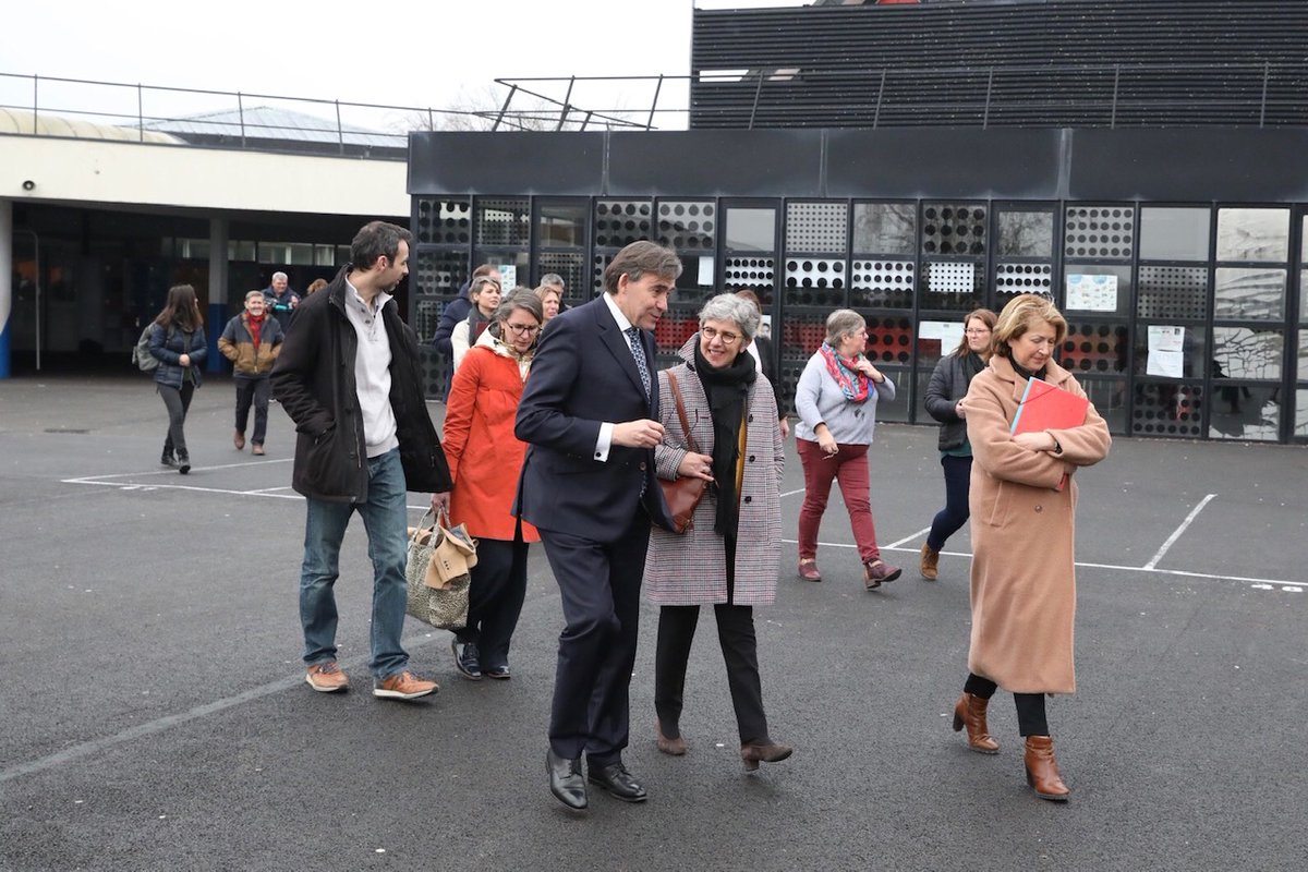 ♻️ En partenariat avec <a href="/GRDF/">GRDF</a>, le Département <a href="/seinemaritime/">Seine-Maritime</a> lance sa stratégie « zéro gaspillage, 100% énergie ».

Dans 10 collèges, nous proposons un circuit de sensibilisation, de collecte et de traitement des biodéchets afin de les valoriser grâce à la #méthanisation.