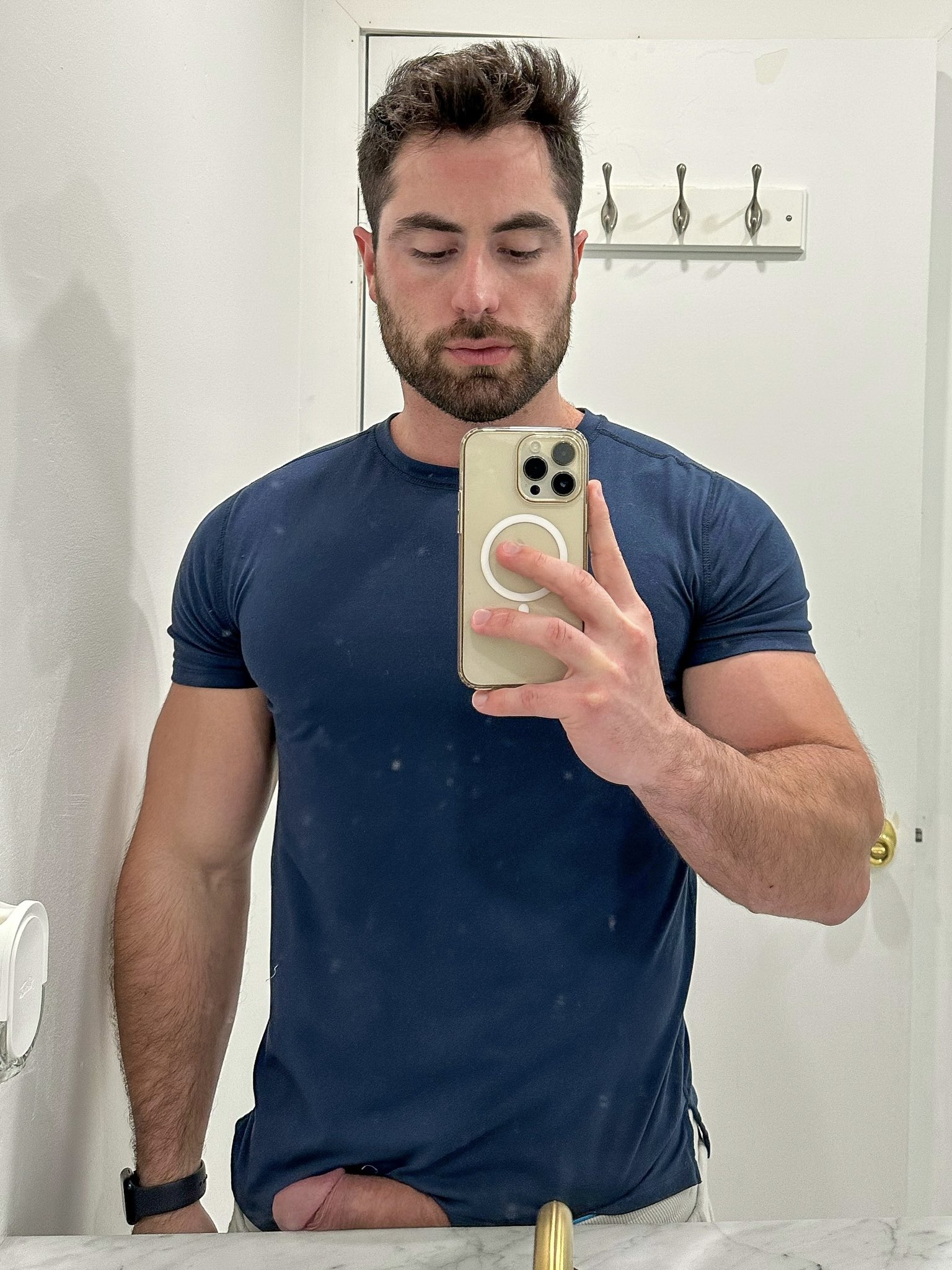 Ruggery Valdivia on X: Let's workout ? t.cofqMfizxTIF  X