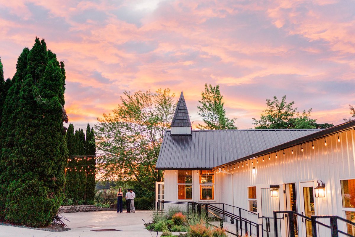 AuroraColonyVW's tweet photo. Looking for an event space? We’ve got you covered!  Our chapel and outdoor amphitheater are ideal venues for large weddings, concerts or banquets. 

https://t.co/FiA7x0qprO

Photography: Joni Loraine 

#winelovers 
#vineyardweddings
#iloveaurora #pdxbride 
#explorewilsonville https://t.co/elbZLG23FE