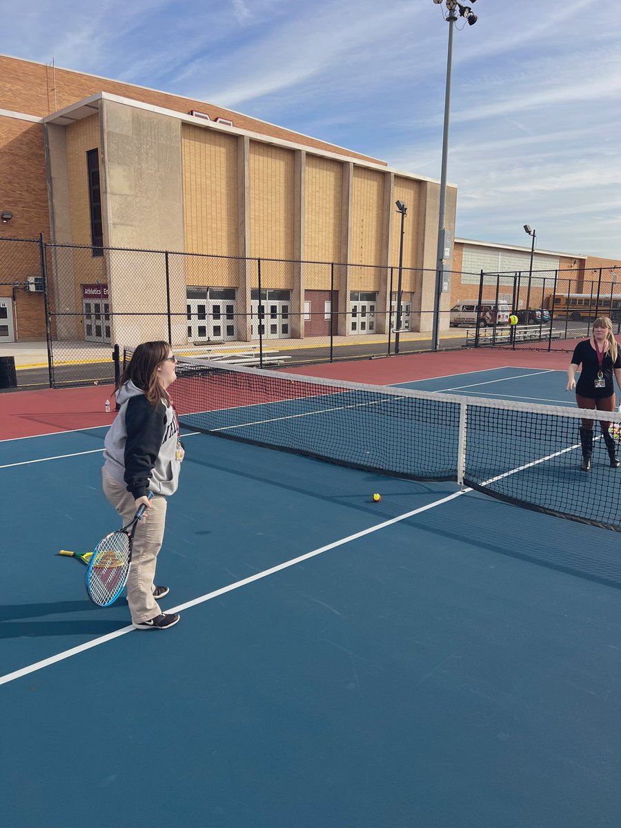 Enjoying this spring weather and collaborating with OT & PT 🎾🌤️ 💪 #mortonpride #mortontennis