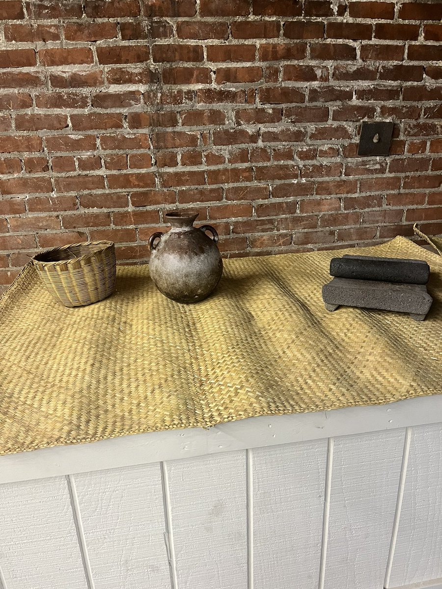 Back home after traveling to HONDURAS for 1 week to visit my family. Made it back with a 120 year chocolate pot that required favors and prayers from 9 people to make it to California in one piece. Our cacao cultural center is taking form 🤎