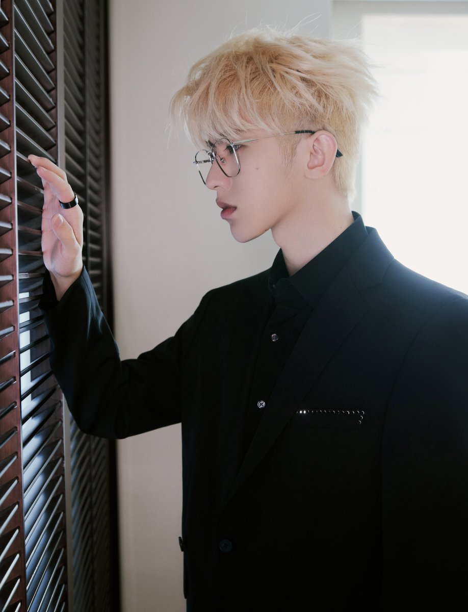 EsXukun's tweet photo. Actualización del weibo de kun-officialclub

「#EFFECTIM !」

#CaiXukun #蔡徐坤 https://t.co/k7k2EXq35p