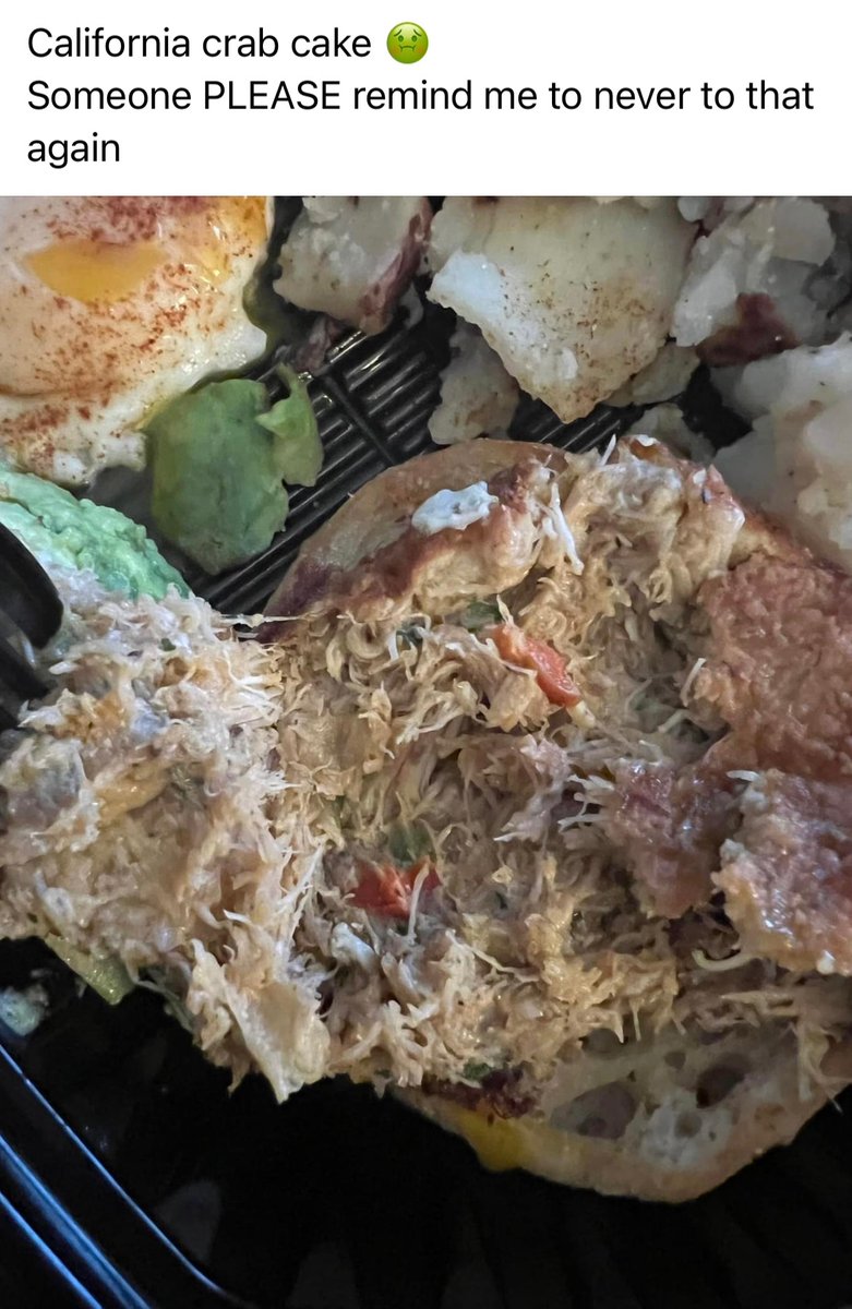 Christina Tkacik tweet media