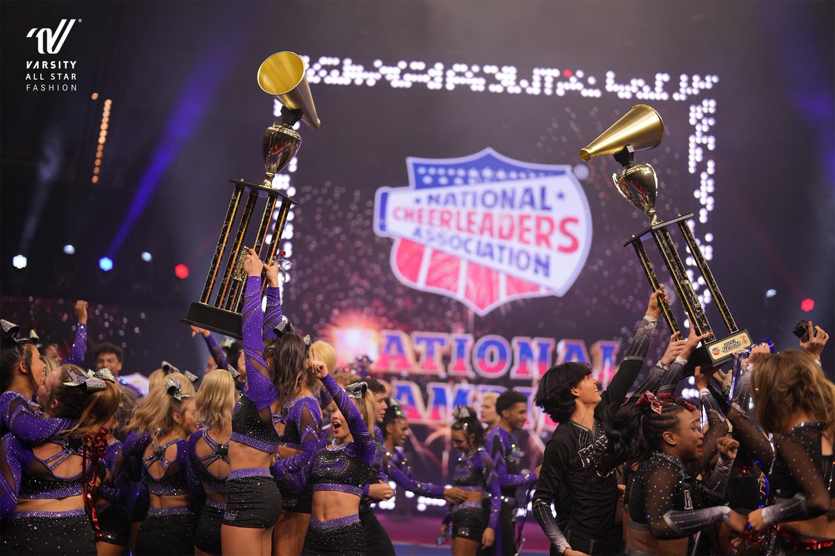 VASF_Updates's tweet photo. History made. For the first time in 10 years, there are two L6 Medium Senior Coed #NCAnationals 𝘾𝙝𝙖𝙢𝙥𝙞𝙤𝙣𝙨! Congratulations @RoyaltySot &amp; @WEblackops on your historic win together! 🏆✨💜❤️ #ChampionsWearVarsity https://t.co/44KFASWMck
