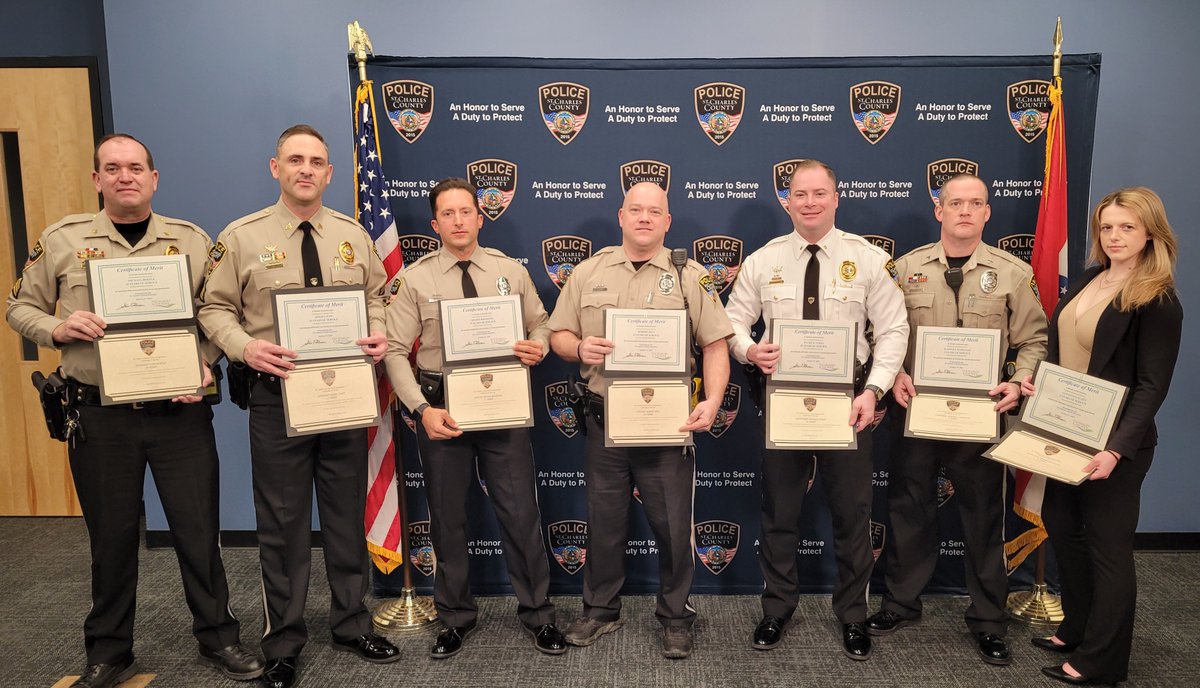 SCCMOPD's tweet image. Sgt. Mike Hoefle, 20 yrs; Sgt. Adam Caupp, 15 yrs; Ofc. Shawn Birdsong, 15 yrs; Ofc. Robert Bell, 15 yrs; Lt. Patrick Sykes, 10 yrs; Cpl. Randall Hairston, 5 yrs; Det. Samantha Scott, 5 yrs.

Thank you to these individuals for their commitment to the #SCCPDCommunity.
