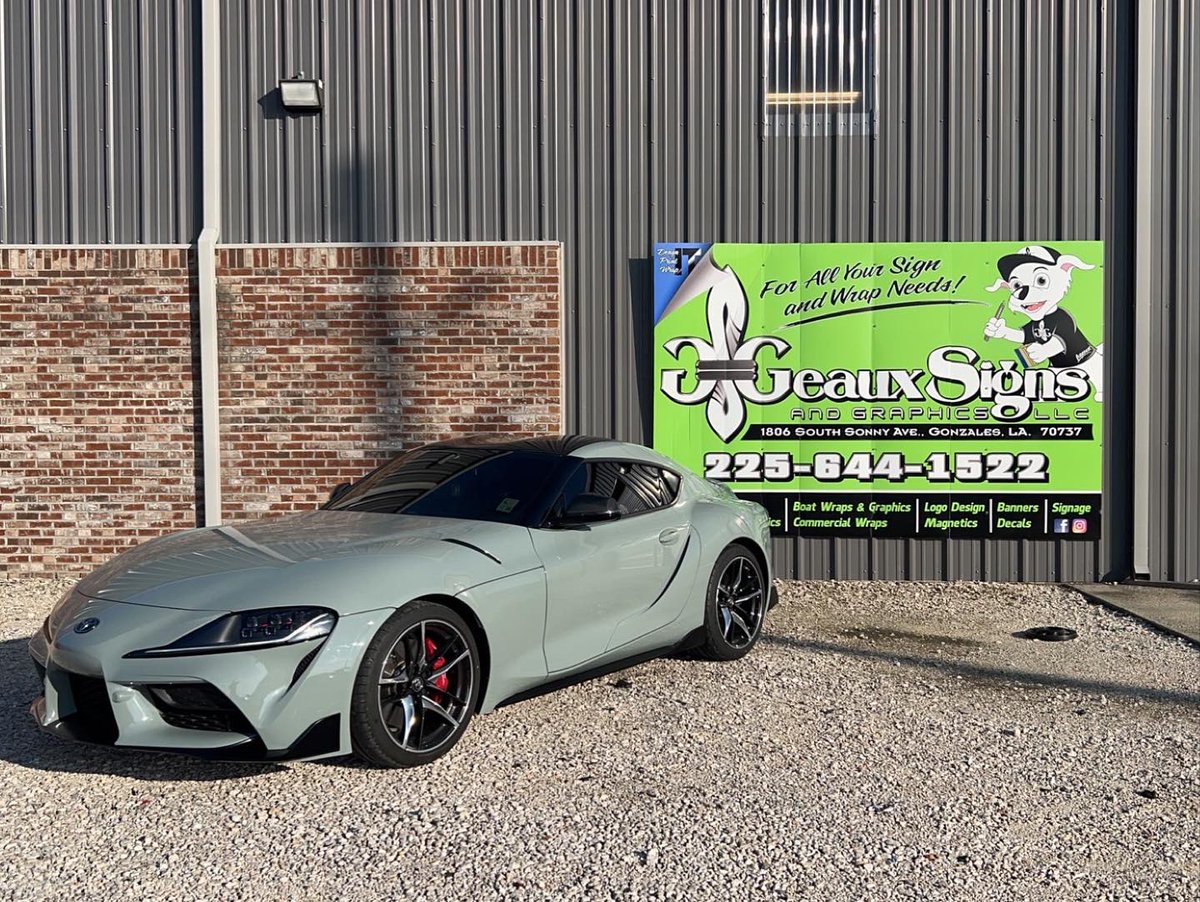 pey__19's tweet photo. Wrapped a Supra and a lightning… now can I get a Dodge Viper? https://t.co/cGniQRwAFQ
